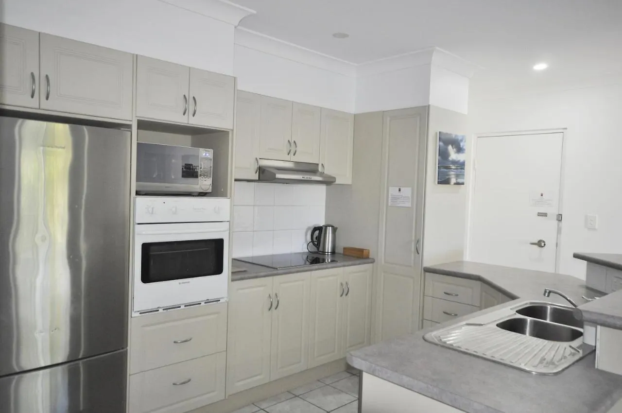 Bellissimo - 2 Bedroom Apartment In The Sylvan Beach Resort! Bellara